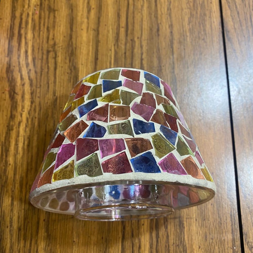 VINTAGE MULTI-COLOR MOSAIC GLASS LAMP SHADE
